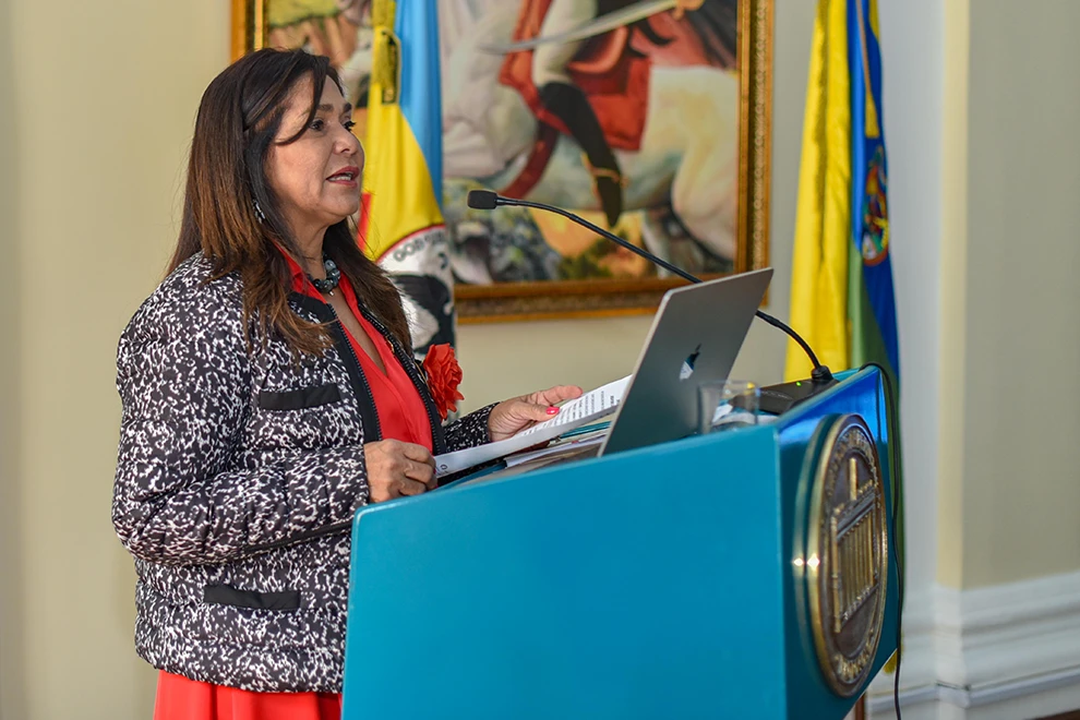 Hon. Elizabeth Jay Pang, Member of the House of Representatives for the Department of San Andrés Islands